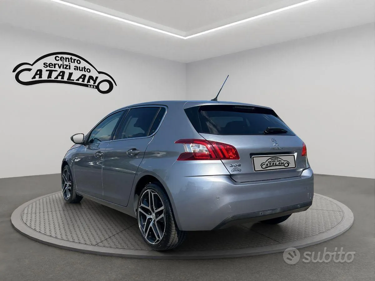 Peugeot 308 2018 photo 3