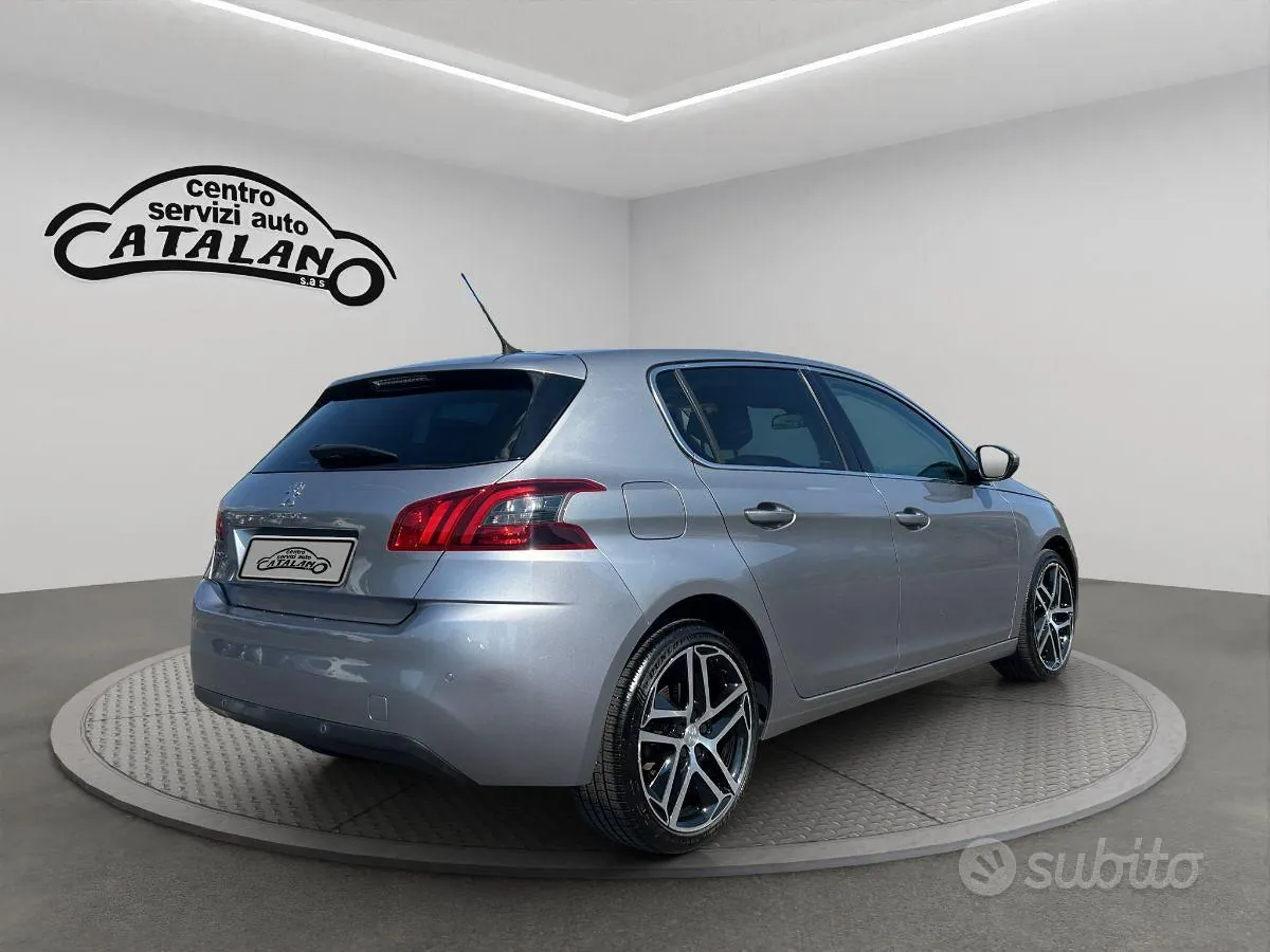 Peugeot 308 2018 photo 5
