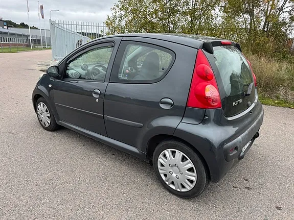 Peugeot 107 2008 photo 4