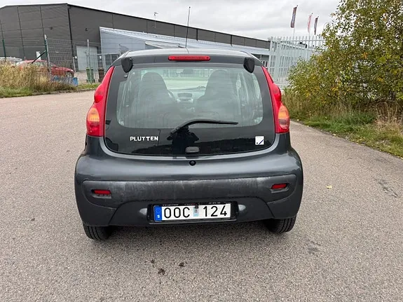 Peugeot 107 2008 photo 5