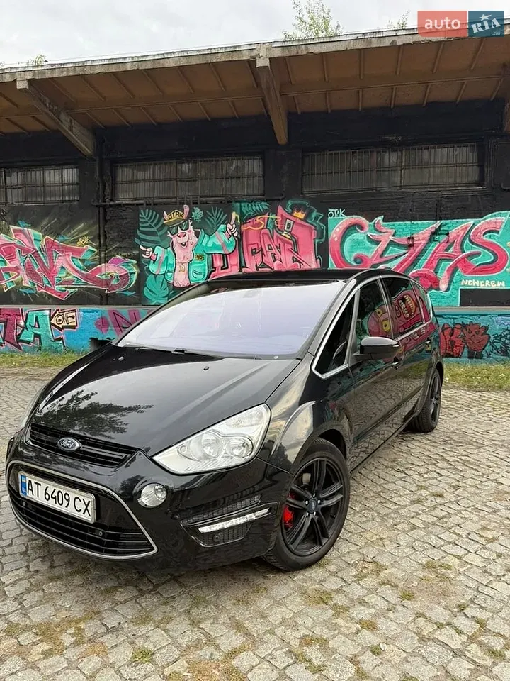 Ford S-Max