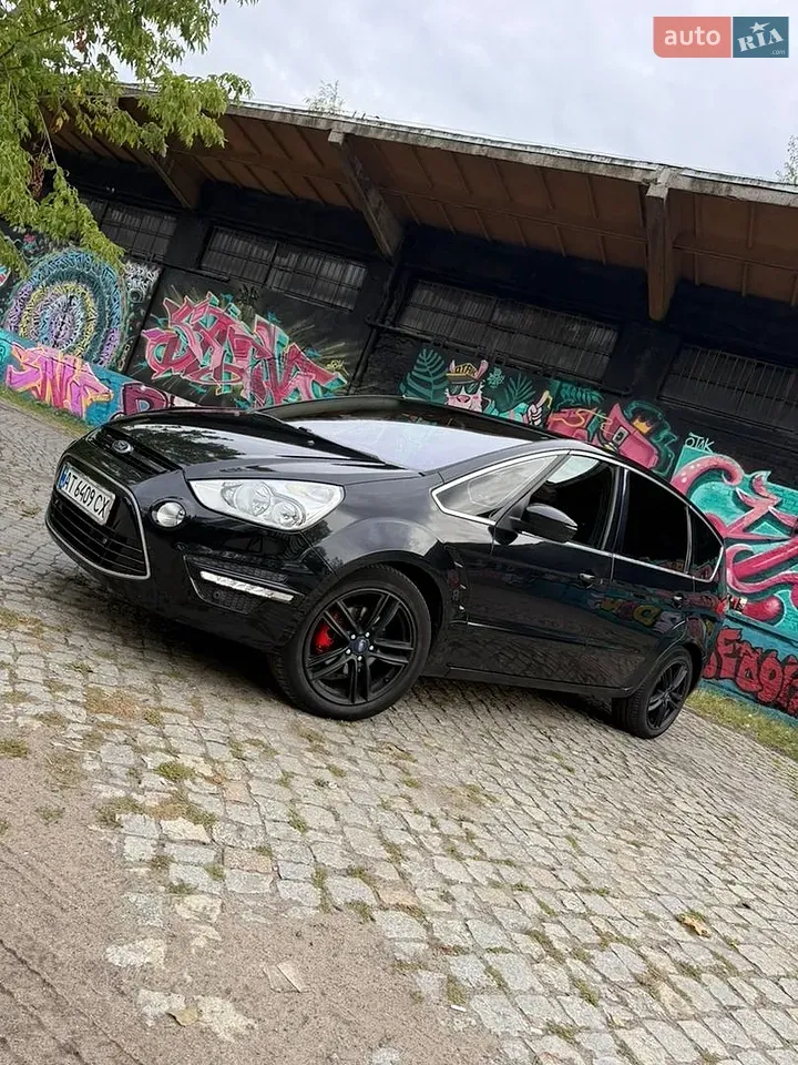 Ford S-Max 2011 photo 2