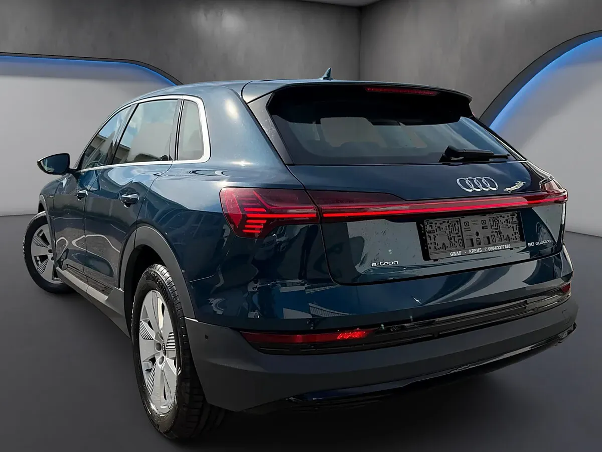 Audi E-Tron 2022 photo 3