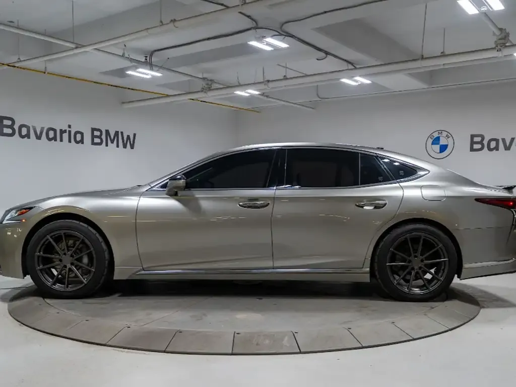 Lexus Ls 2018 photo 2