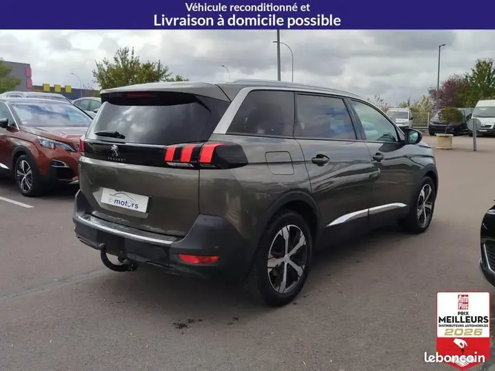 Peugeot 5008 2017 photo 5
