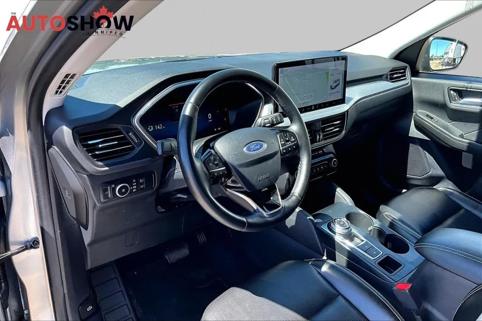 Ford Escape 2024 photo 2