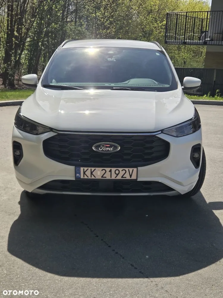 Ford Kuga 2023 photo 2