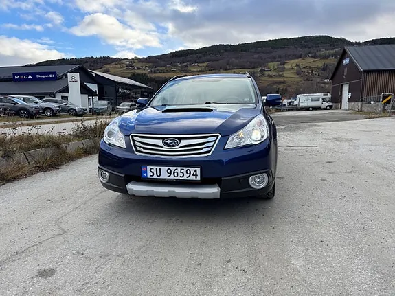 Subaru Legacy 2011 photo 2