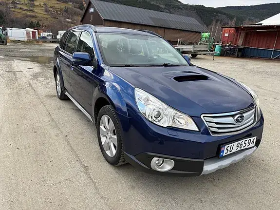 Subaru Legacy 2011 photo 3