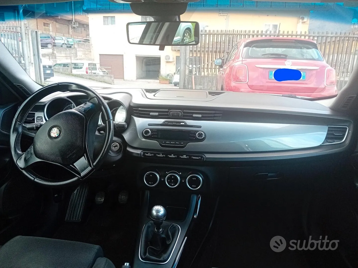 Alfa Romeo Giulietta 2011 photo 5