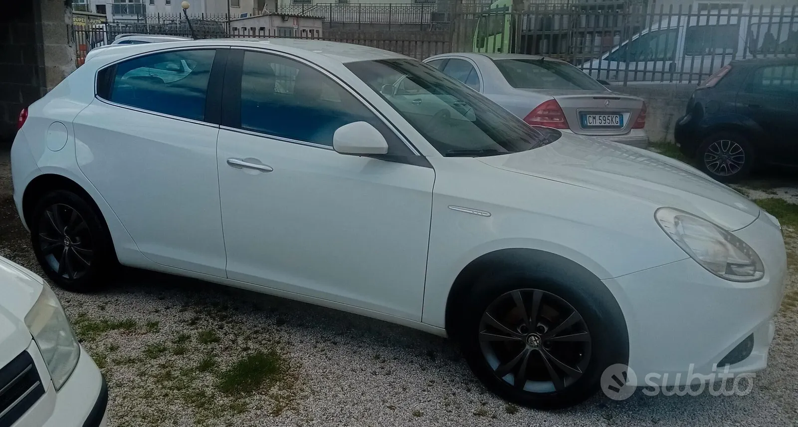 Alfa Romeo Giulietta 2011 photo 3