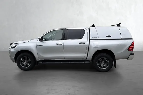 Toyota Hilux 2022 photo 2