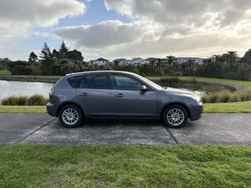 Mazda Axela 2007 photo 3
