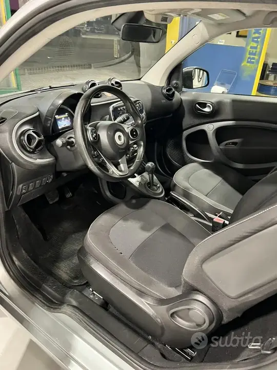 Smart Fortwo 2015 photo 3
