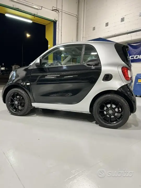 Smart Fortwo 2015 photo 2