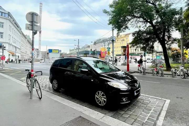 Mazda Mazda5