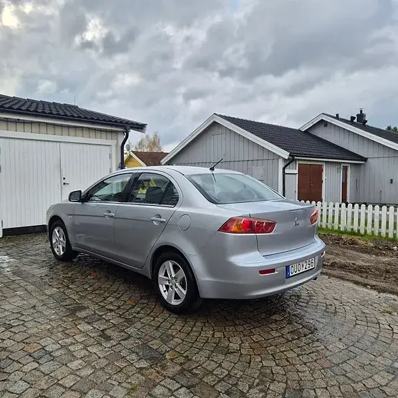 Mitsubishi Lancer 2008 photo 2