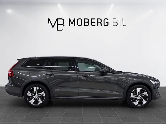 Volvo V60 Cross Country 2020 photo 3