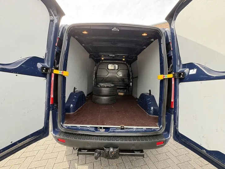 Ford Transit Custom 2021 photo 3