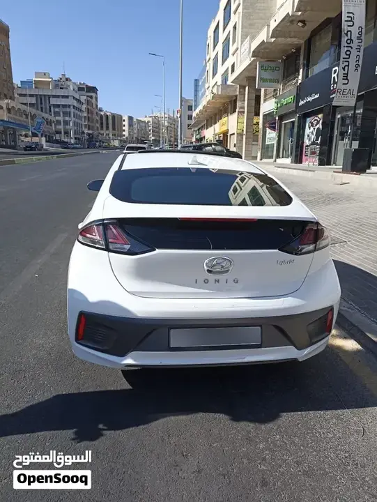 Hyundai Ioniq 2022 photo 2