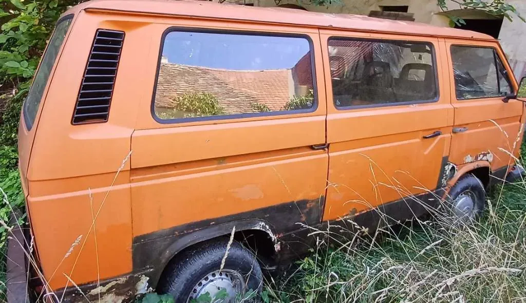 Volkswagen T3 1984 photo 3