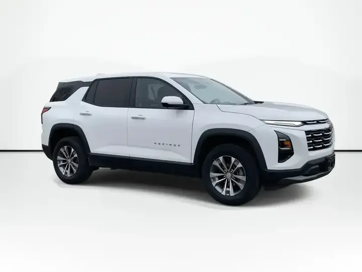 Chevrolet Equinox 2025 photo 2
