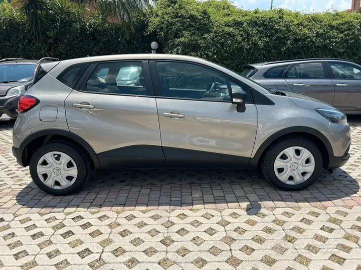 Renault Captur 2016 photo 4