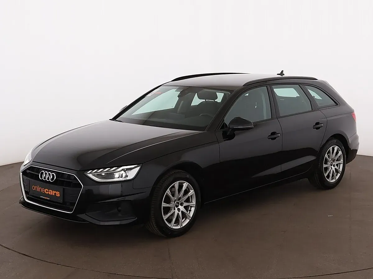 Audi A4 2022 photo 2