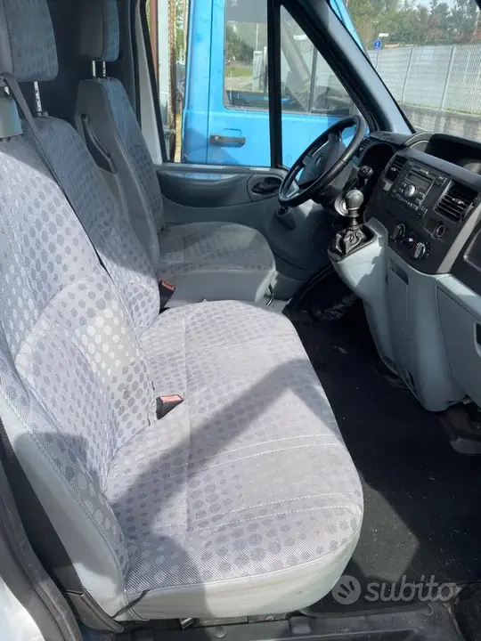 Ford Transit 2013 photo 3