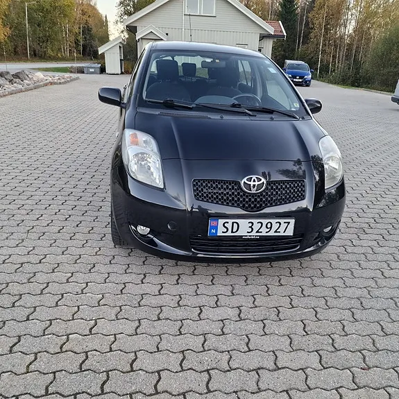 Toyota Yaris 2006 photo 3