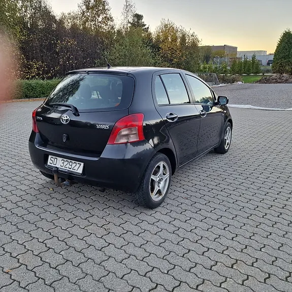 Toyota Yaris 2006 photo 5