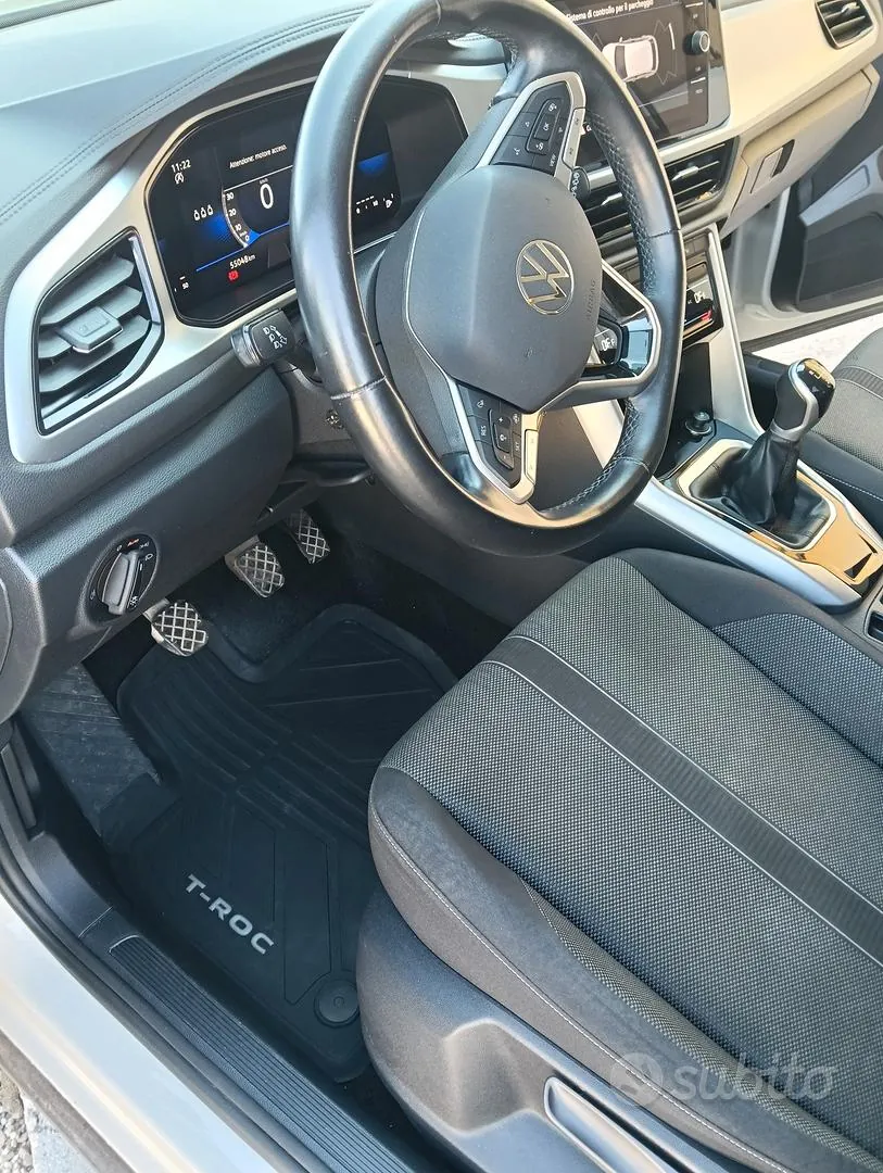 Volkswagen T-Roc 2024 photo 5