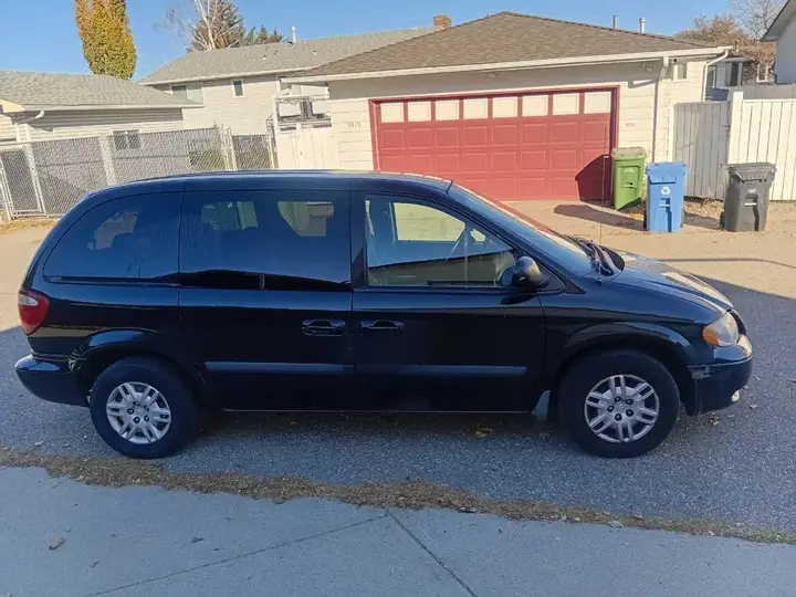 Dodge Caravan 2007 photo 5