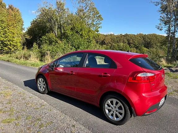 Kia Rio 2014 photo 2