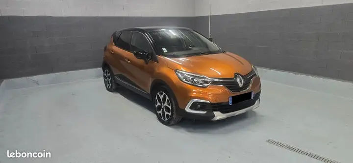 Renault Captur 2019 photo 2