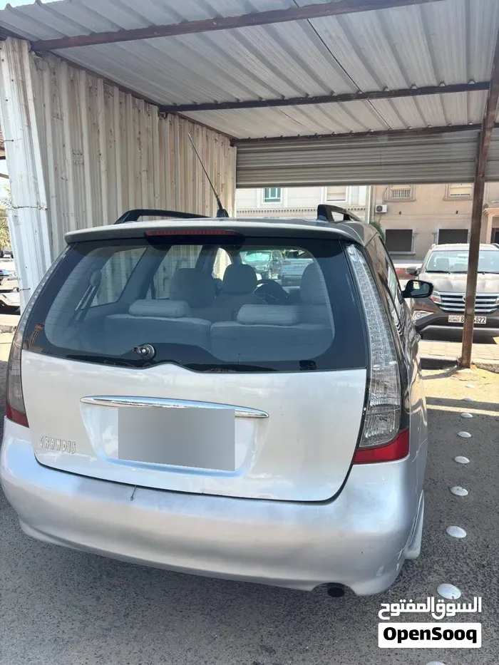 Mitsubishi Grandis 2007 photo 5