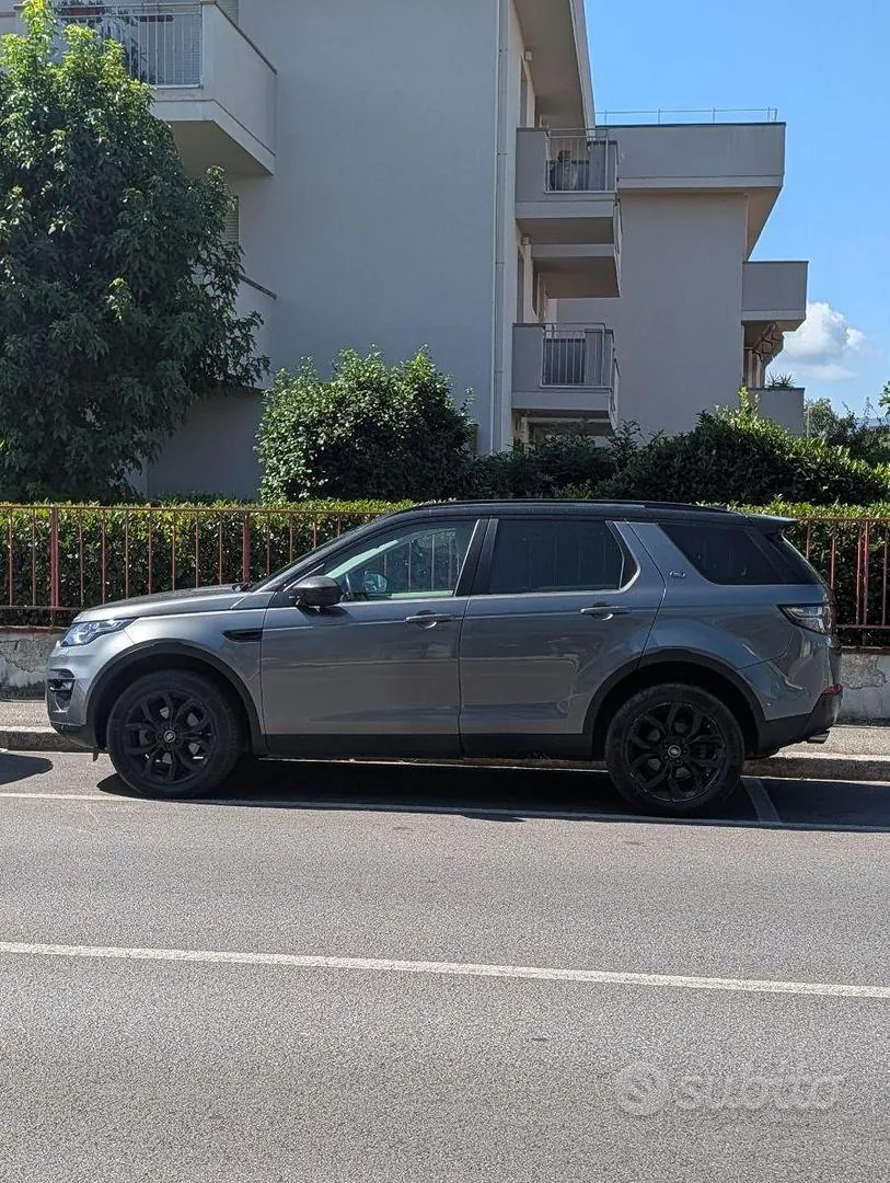 Land Rover Discovery Sport 2015 photo 4