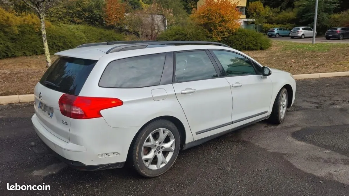 Citroen C5 2010 photo 2