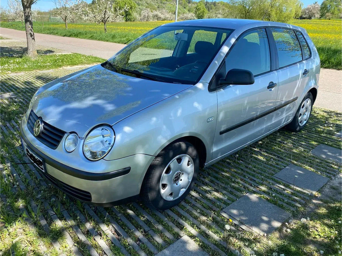 Volkswagen Polo 2003 photo 2