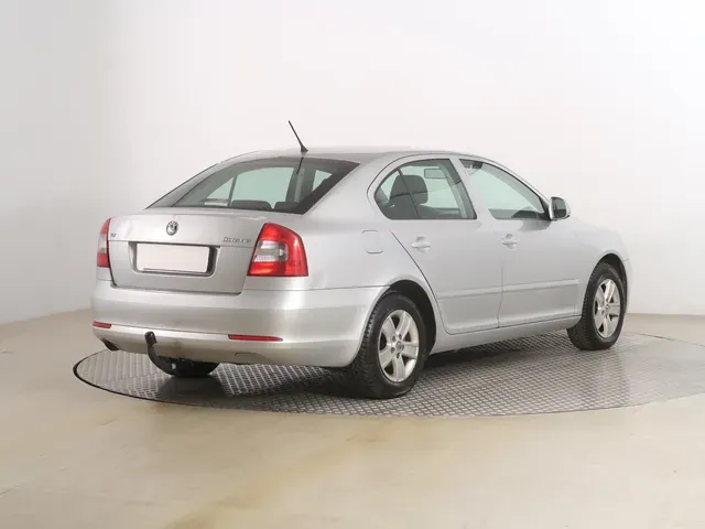 Skoda Octavia 2013 photo 4