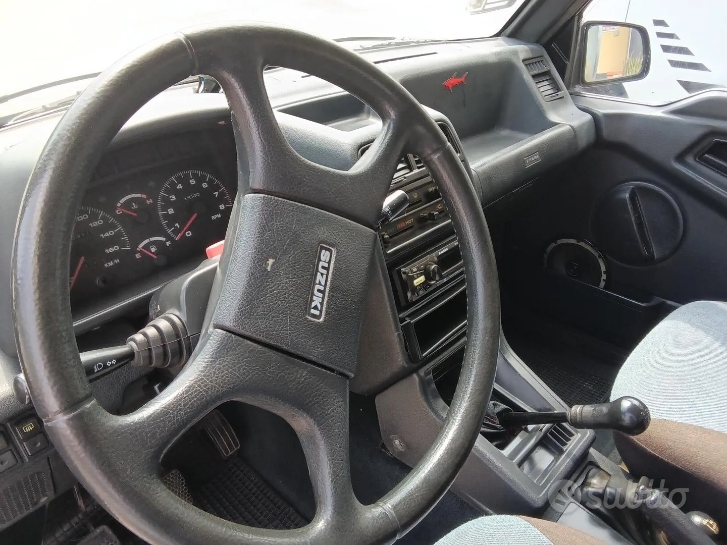 Suzuki Vitara 1991 photo 5