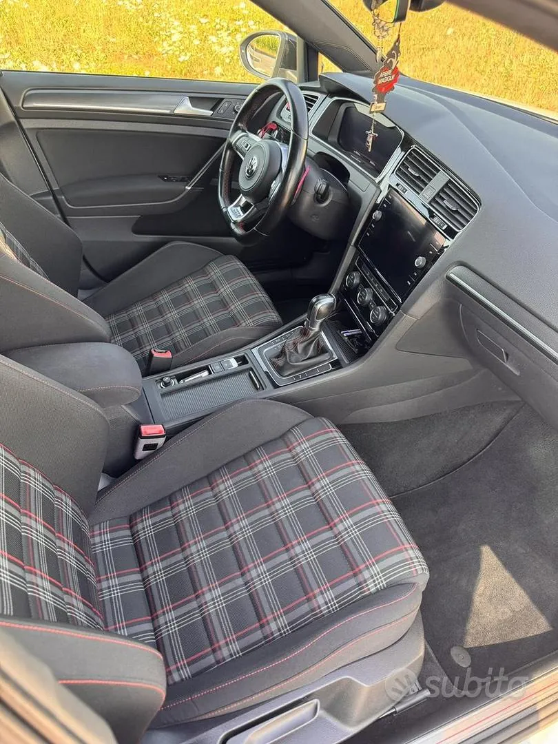 Volkswagen Golf 2017 photo 5