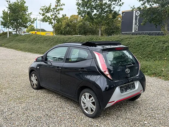 Toyota Aygo 2015 photo 2