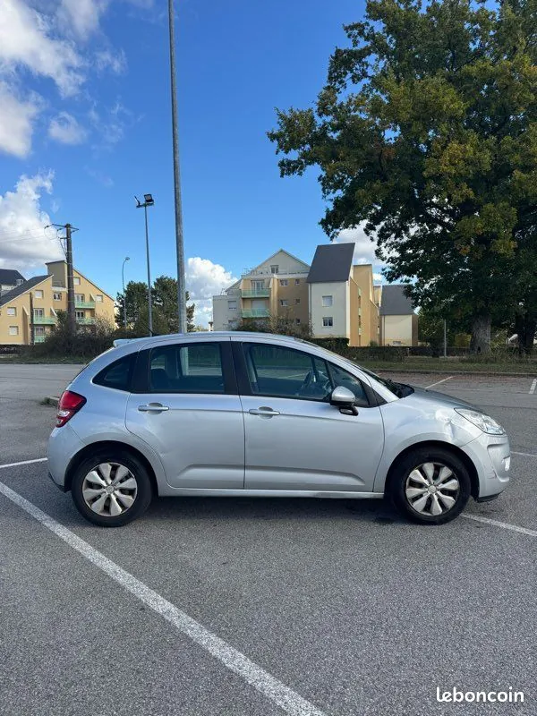 Citroen C3 2012 photo 2