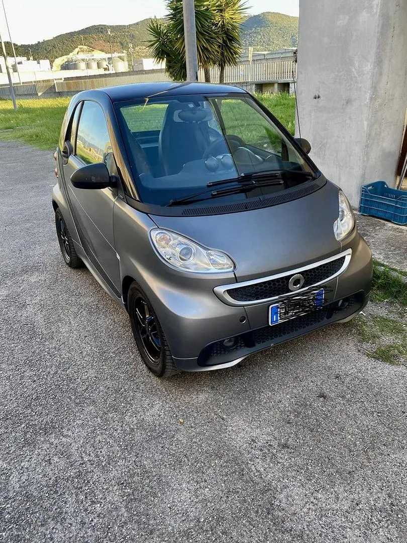 Smart Fortwo 2012 photo 2