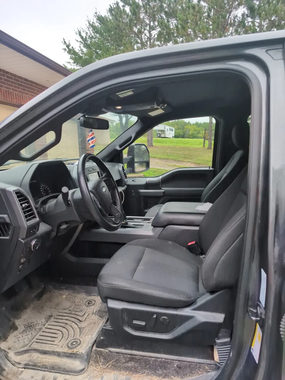 Ford F-150 2020 photo 3