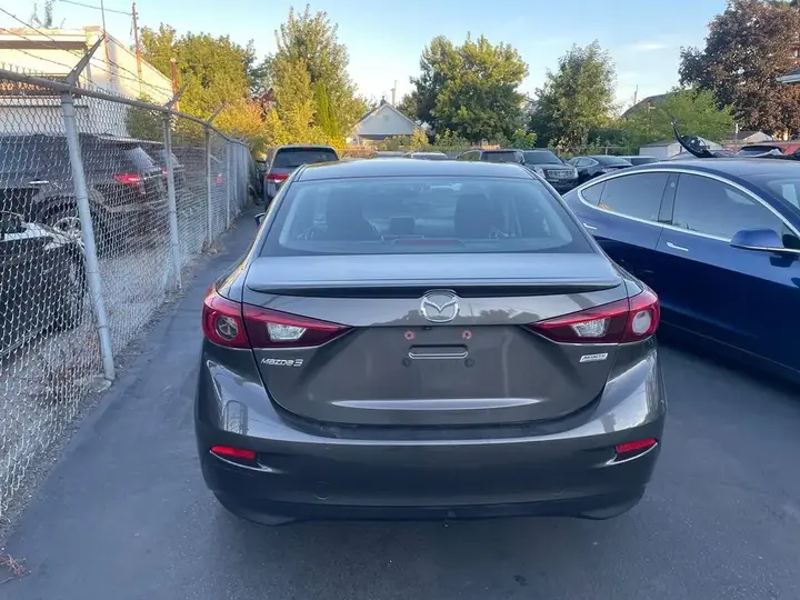 Mazda Mazda3 2015 photo 5