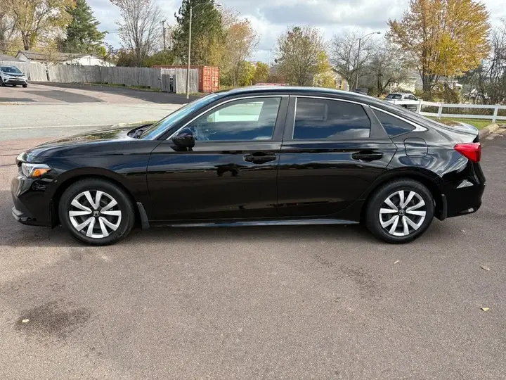 Honda Civic 2022 photo 4