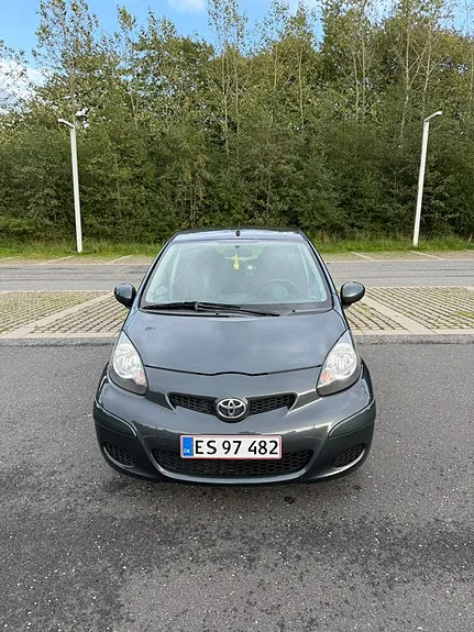 Toyota Aygo 2009 photo 2