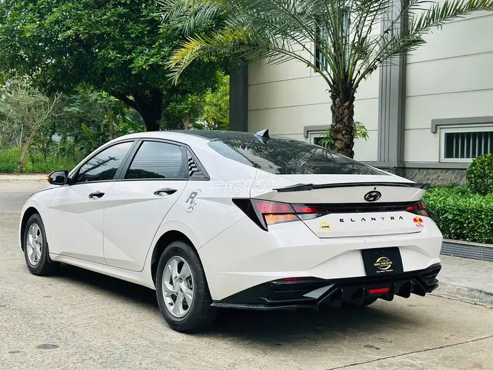 Hyundai Elantra 2023 photo 5